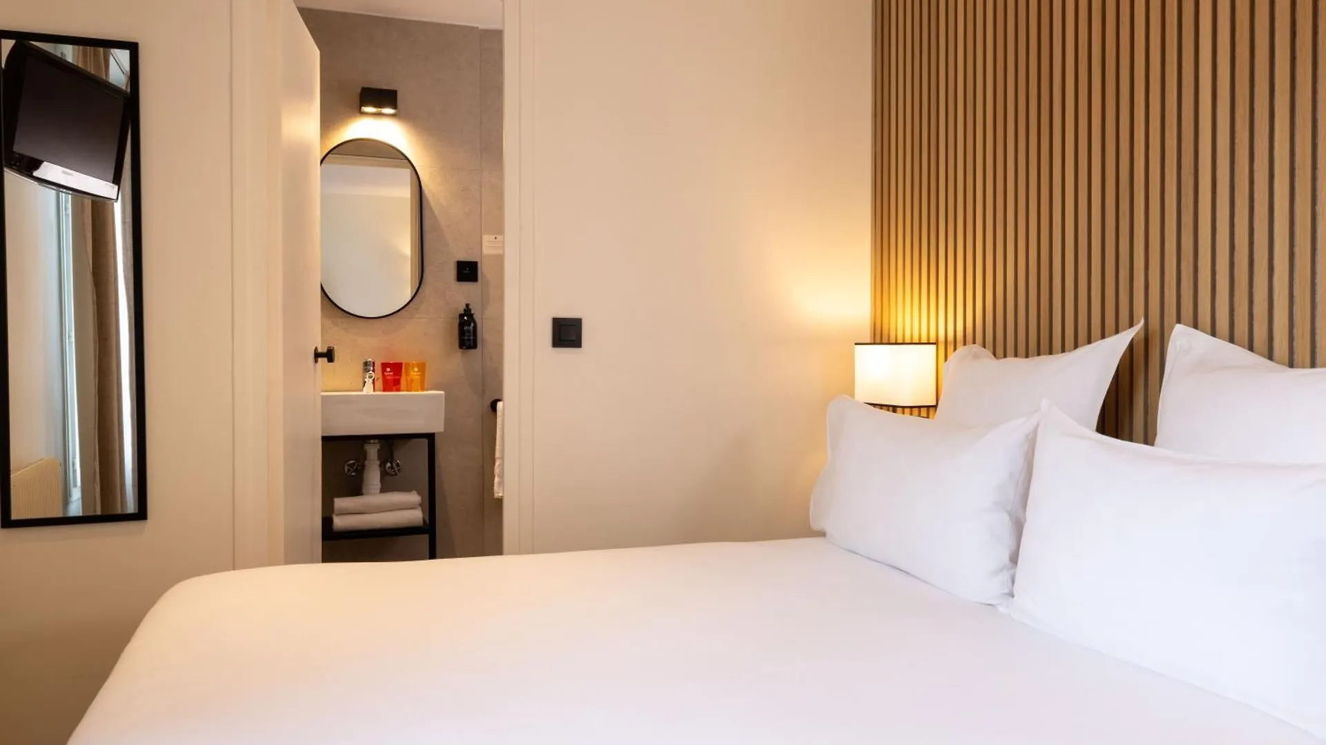 Korner Montmartre Hotel 3*