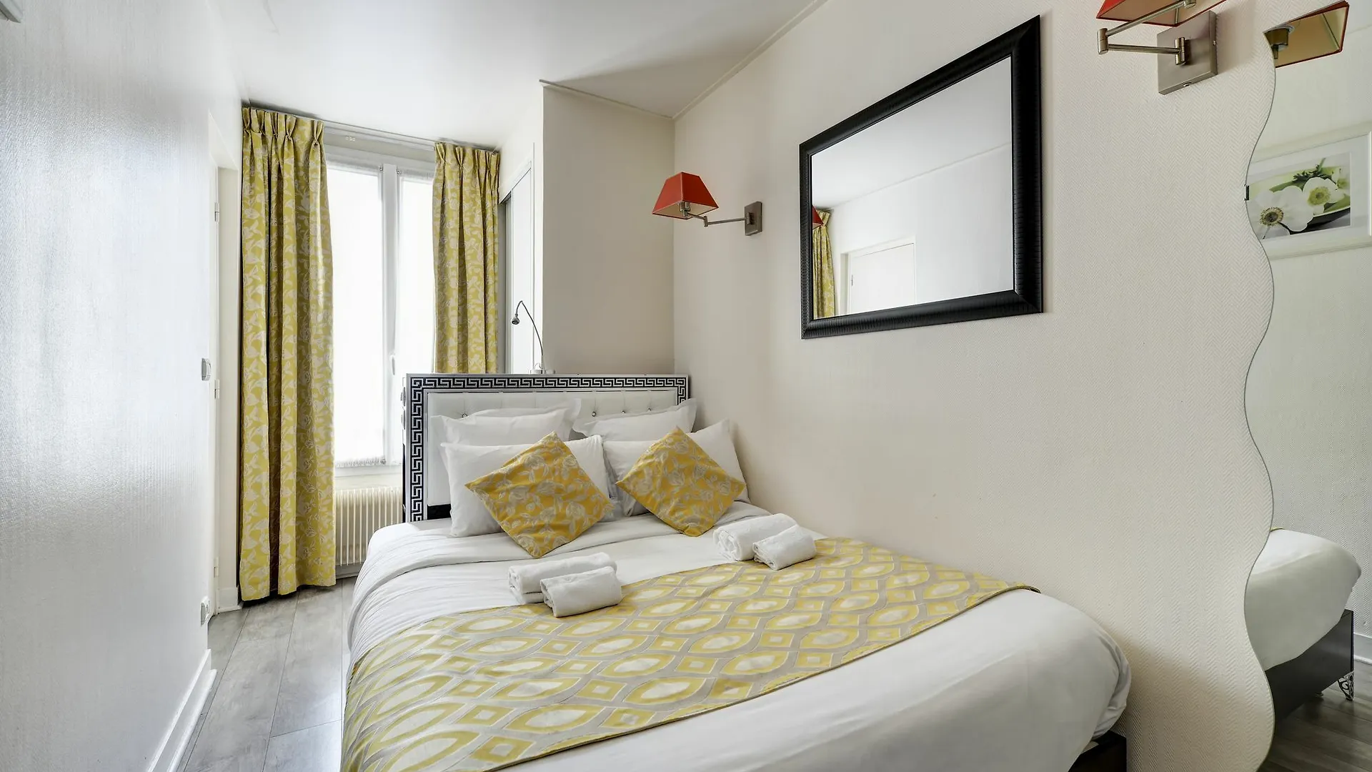 Hotel Korner Montmartre Paris