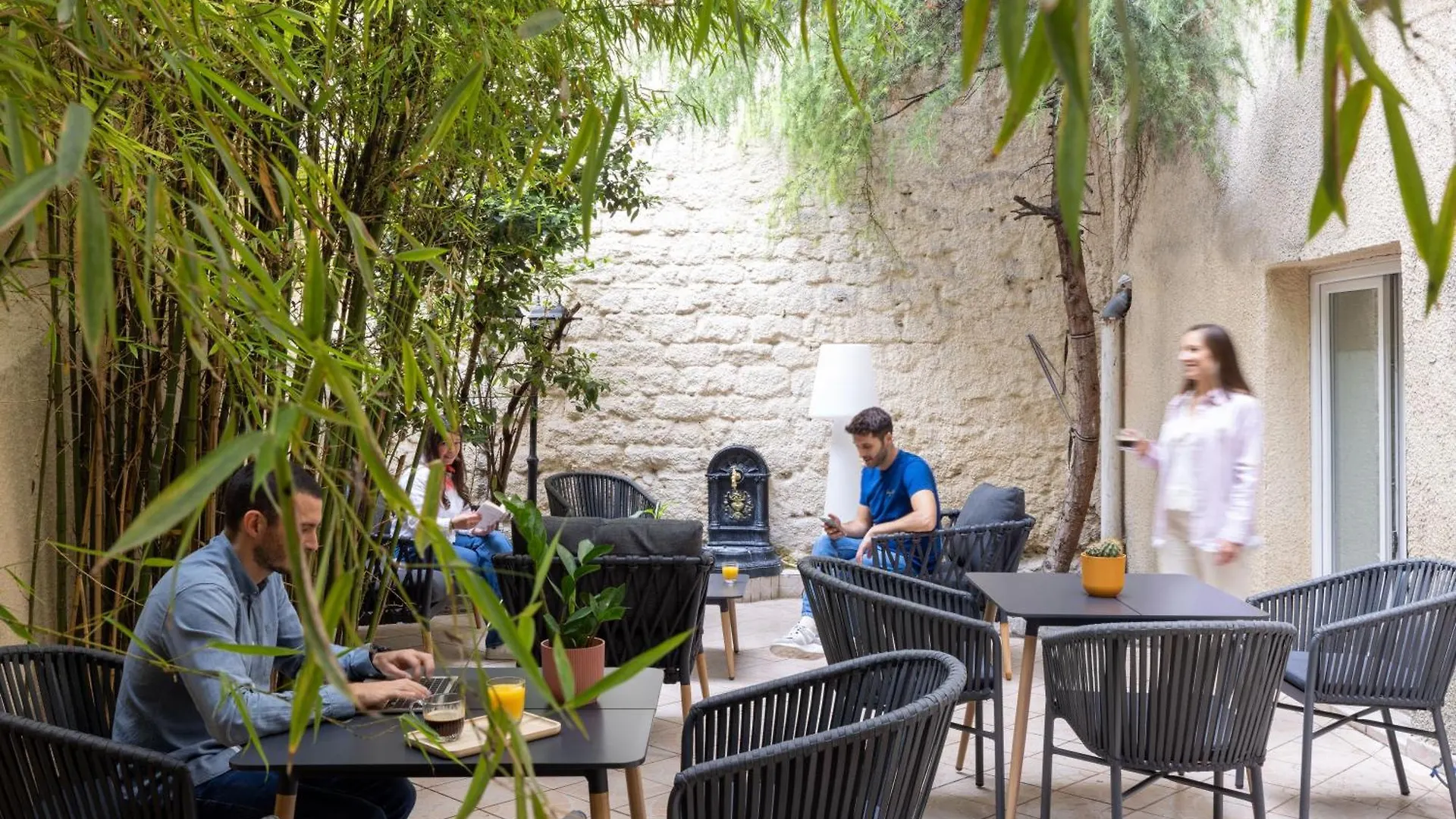 Ξενοδοχείο Korner Montmartre 3*