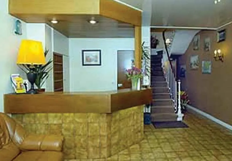 Hotel Korner Montmartre 3*